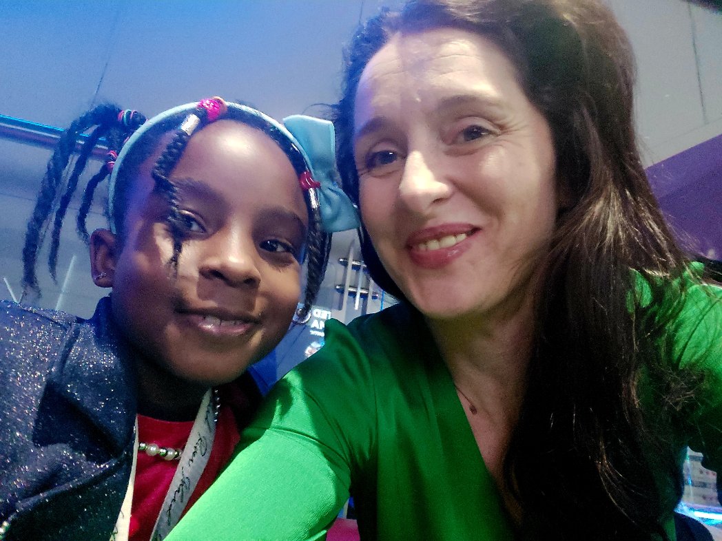 sylviad29752364's tweet photo. Our team get together tonight, what a journey we have all been on. A group of women brought together making @MsMissMrs1 strong for others and growing in ourselves. Meet Our mercy, who has designed Empowerment pants for girls, 8 and already part of it all! #communityfamily https://t.co/ncPCvLdFXa