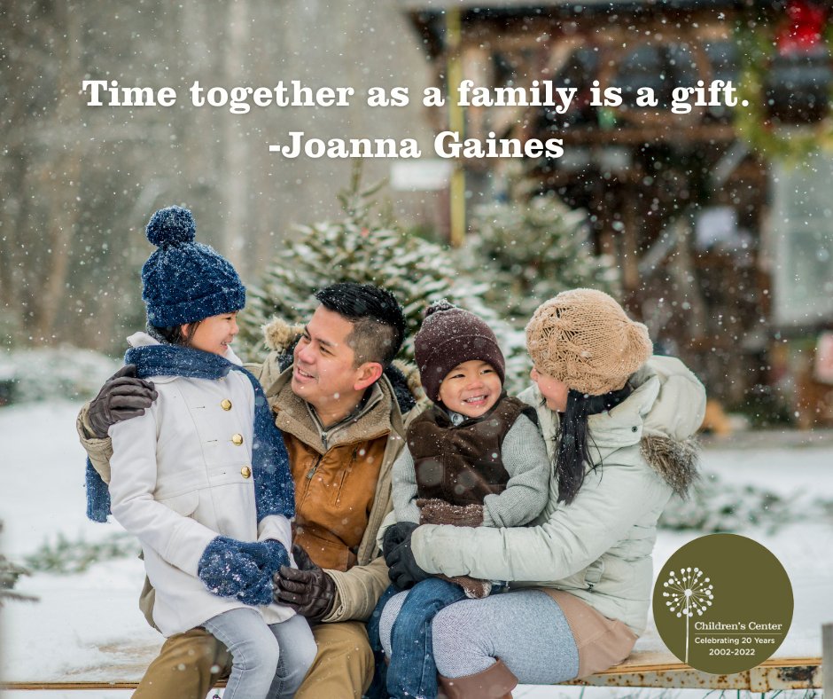 ChildrensCtrOR's tweet photo. It doesn't matter how you define family, or what you choose to do together! We hope you're finding some time to spend together this holiday season.

#childrenscenter #clackamascounty #familytime https://t.co/eZHGZ217Kn