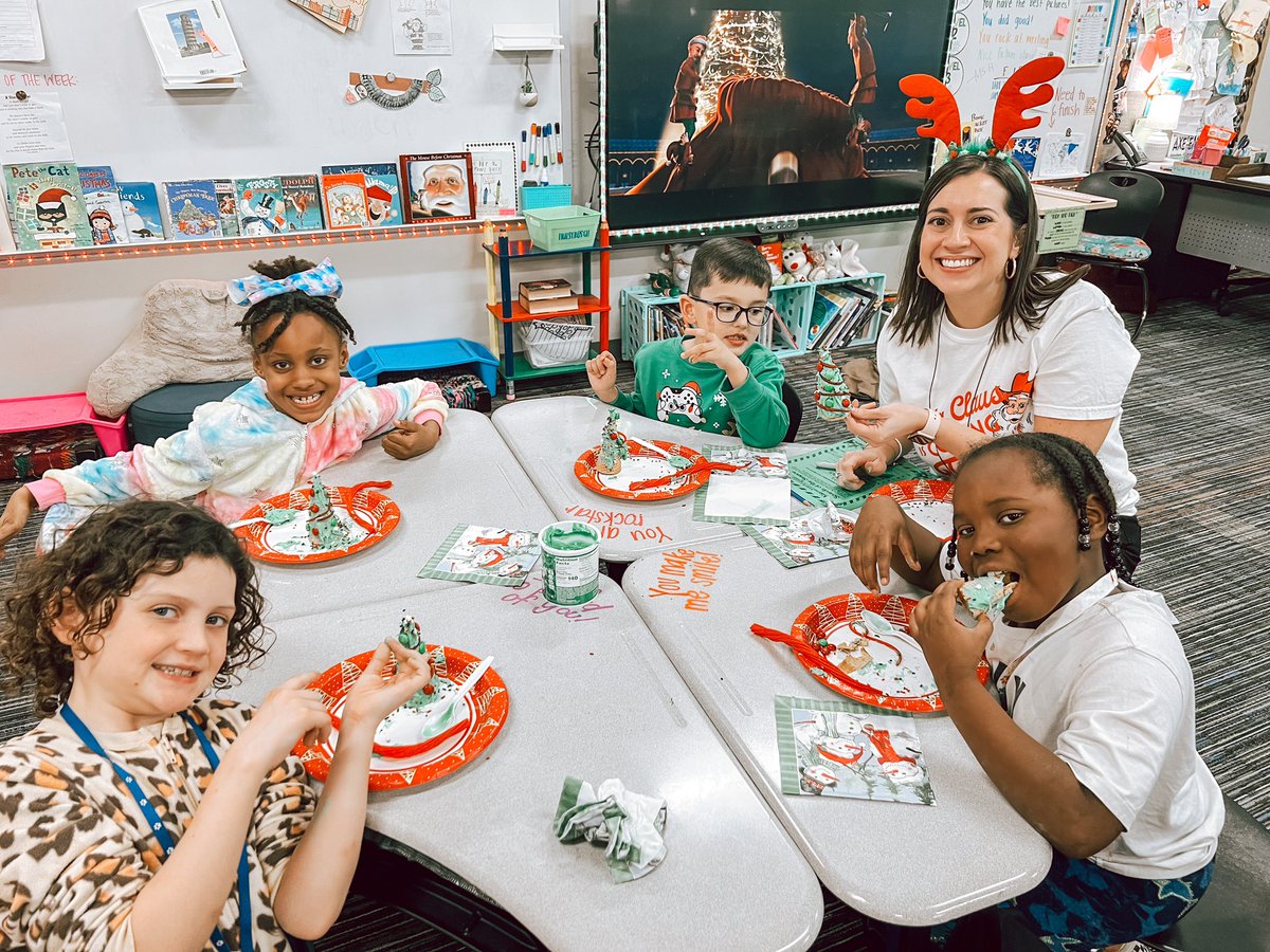 Ms. Manriquez, M. Ed tweet media