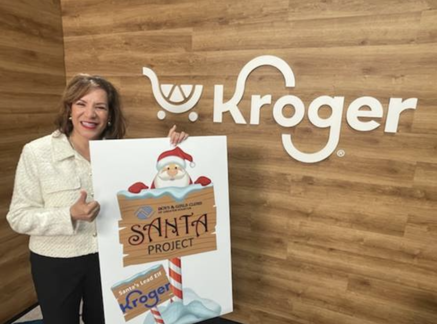 bgcghouston's tweet photo. We want to extend a special thank you to @krogerco President Laura Gump and the @krogerco team for not only sponsoring our 2022 Santa Project but also sponsoring our Club members. 
Thank you for doing whatever it takes to build great futures! #santaproject https://t.co/11JblpQALm