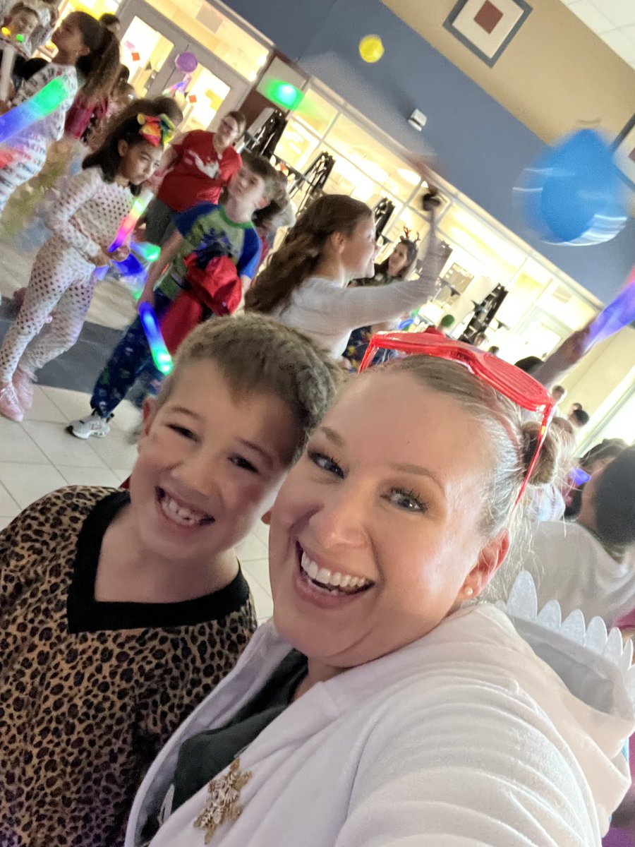 Mrs.Redner tweet media