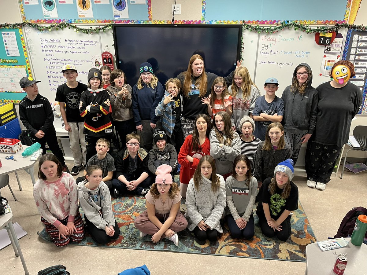 So sad I missed it, but have to give a HUGE shoutout to Miss G on her last day with our class!! #6N has loved learning with you these past 5 weeks, and we are so sad to see you go!! @RDPEducation <a href="/IRIC_WC/">IRIC</a>