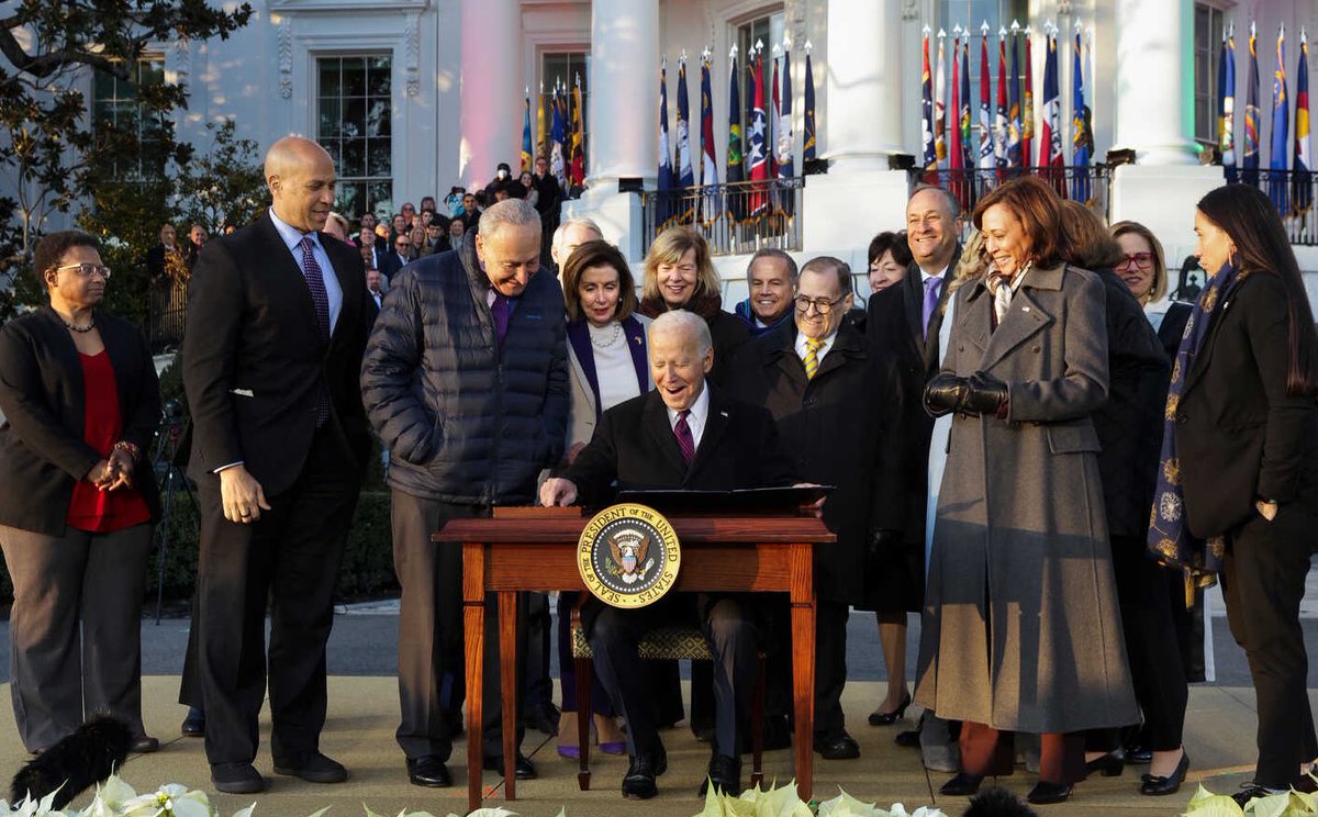 MikeSington's tweet image. Here’s a collection of President Biden’s non-digital trading cards. They’re images of a real President doing real things. Plus, you can print them out and have them for free.