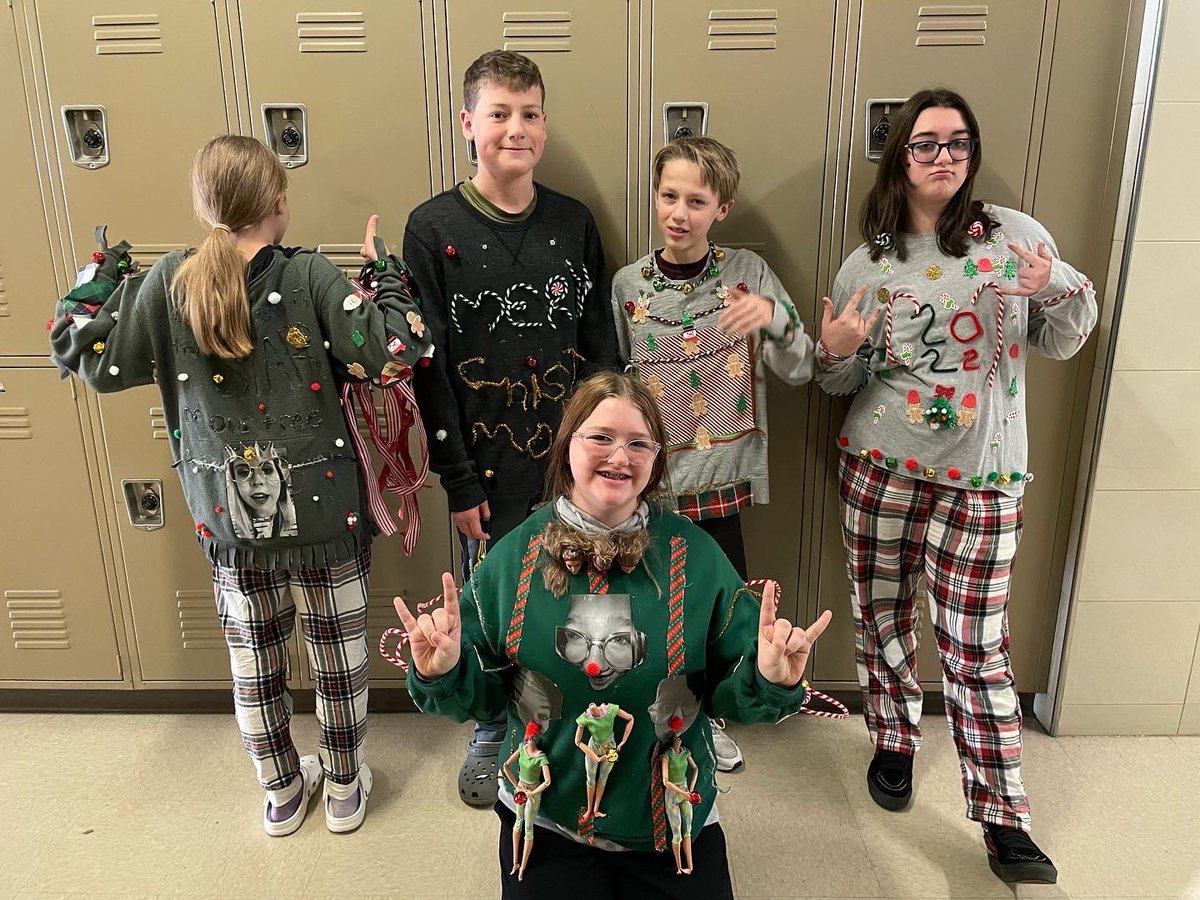 Theatre II and Theatre Pro had a very different last week before break. They designed and constructed ugly winter sweaters for costume unit. The results were truly creative!