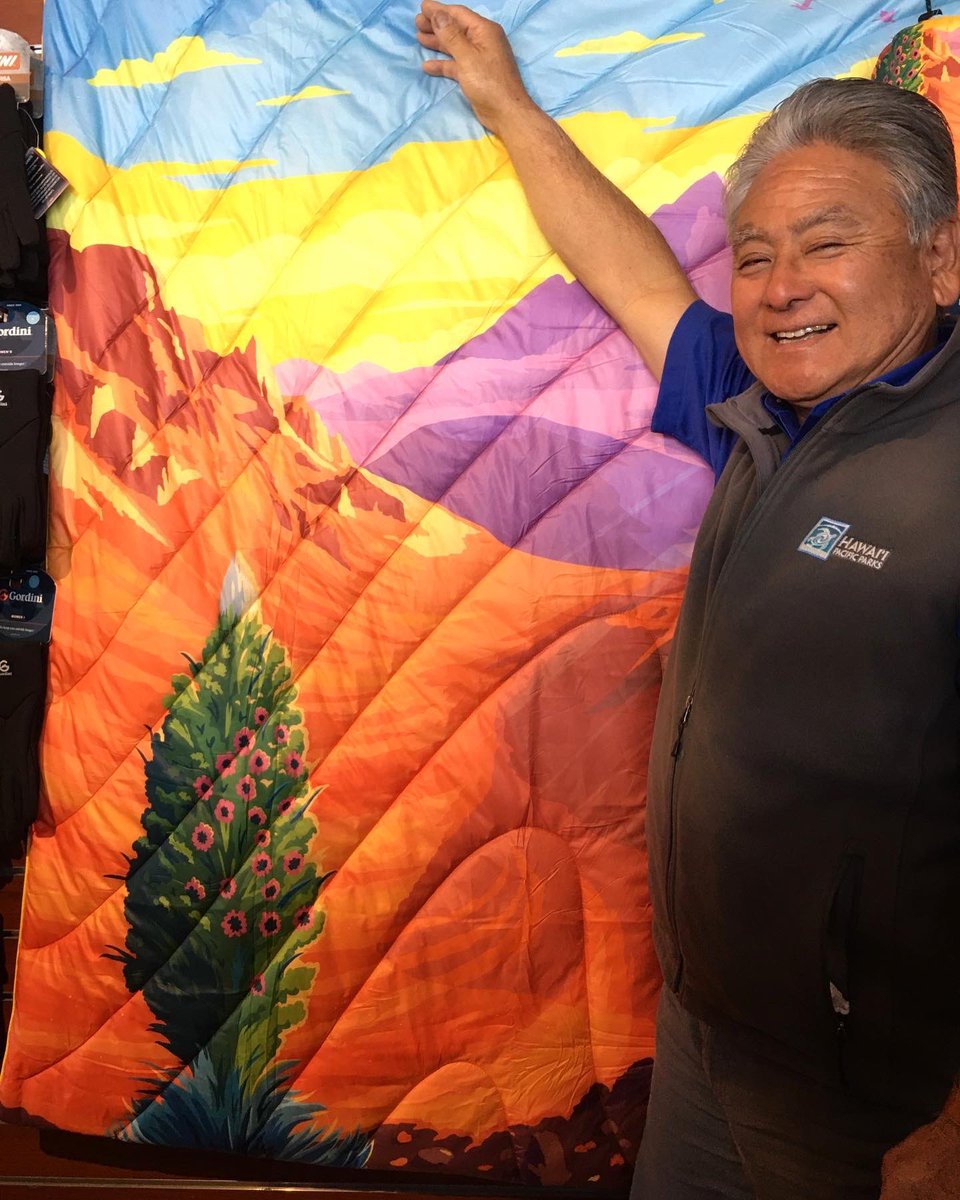 Keith is here to tell you that our @haleakalanps @gorumpl puffy camping blankets are selling like crazy at our park store. Winter has come to Hawai’i & at elevation that means warmth!
#shopyourpark #haleakalāpuffy #silversword #sunsets #sunrises #gottahaveit #thankskeith 
🧡💜💛