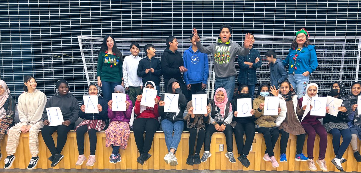 Happy Holidays from the Roadrunners in the Newcomer class!@MontgomeryCVUSD <a href="/CajonValleyUSD/">CajonValleyUSD</a> <a href="/MrsAllanOnline/">Mrs. Allan</a> <a href="/BessmaGarmo/">Bessma Garmo M.Ed.</a>