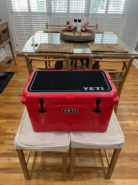 USATuffGraphics's tweet photo. Customer Review ⭐⭐⭐⭐⭐ ~ "Thank you so much! I love it! I’ve been on a quest for this cooler for months and the SeaDek was the final piece! Thanks again!!" ~ Christy B., Sylvester, GA https://t.co/3w56J3KLp1

#usatuff #customcooler https://t.co/vMjkgX9WYB
