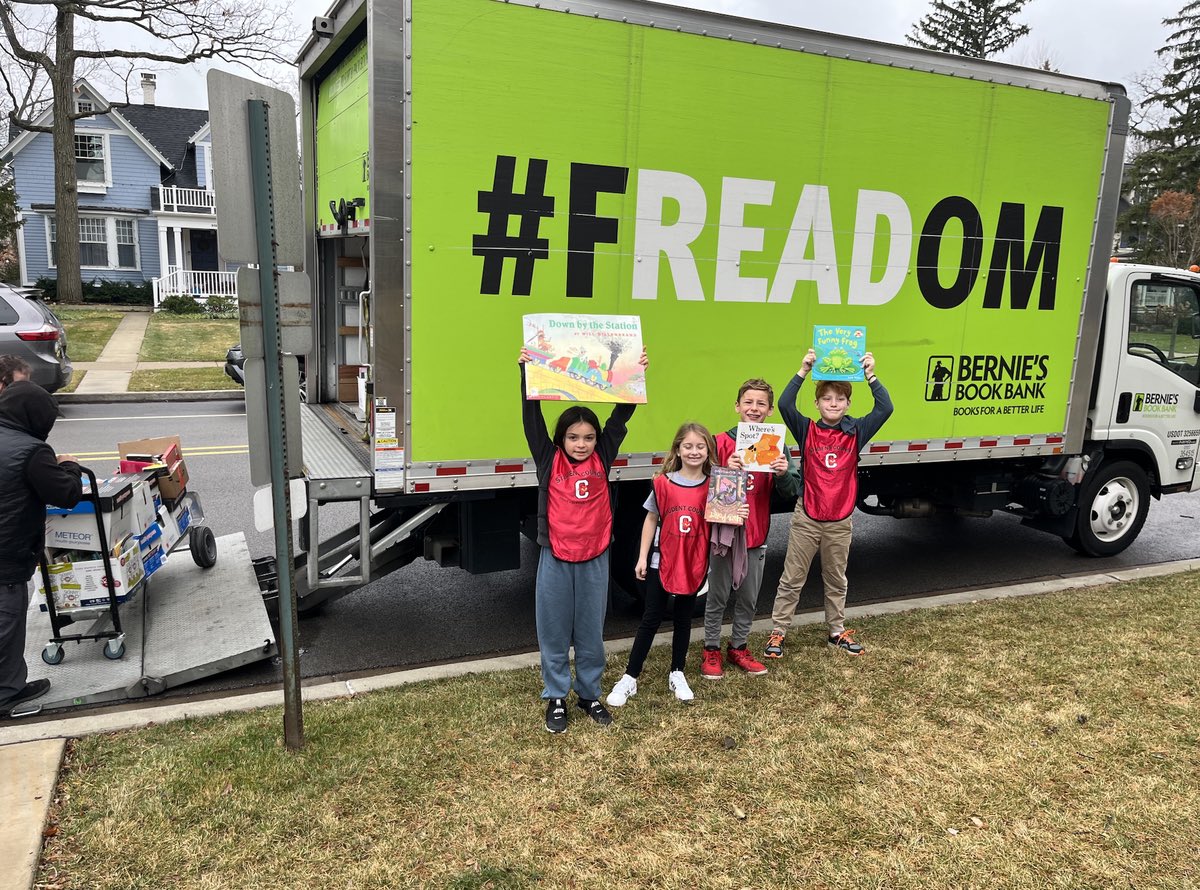 Our students collected 1,700 books for Bernie's Books! The books will be distributed to kids who do not have books at home. We are very proud of our students for coming together to help those in need through a shared love of reading! <a href="/Wilmette39/">Wilmette Public Schools</a> <a href="/ExploreCentral/">Central School Foxes</a> <a href="/berniesbookbank/">Bernie's Book Bank</a>