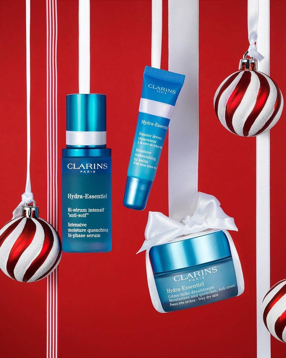 All I want for Christmas is... hydrated, glowing skin? 🙋🏼‍♀️

"My skin is very dry and sensitive with quite a lot of redness. I have tried so many creams and Clarins Hydra range from Anne Roberts is the best”  🎄🎁

#beautysalonwirral  #Clarinsgoldsalon 
#teamAR #beautyinoxton