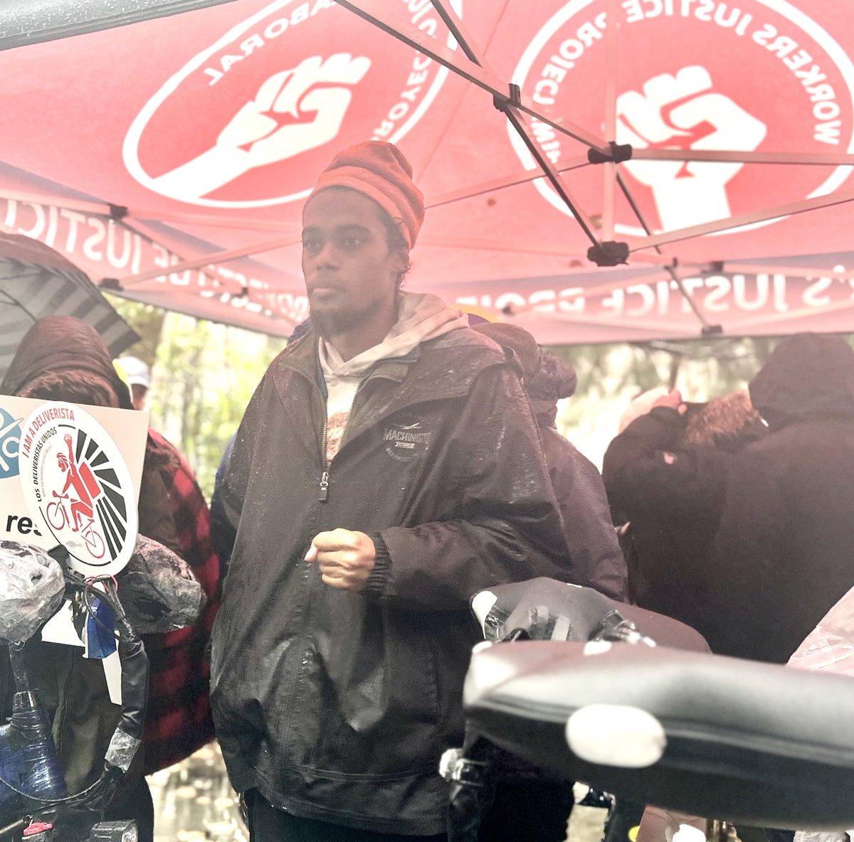 ✊🏾✊🏿Today— <a href="/amazonlabor/">Amazon Labor Union IBT</a> showed up for Deliveristas and uplifted the fight for a Just Pay of $28.82 a hour for App-based food delivery workers.

Thank you Tristan Lion <a href="/Shut_downAmazon/">Christian Smalls</a> and <a href="/amazonlabor/">Amazon Labor Union IBT</a> for your solidarity and courage to fight the greedy of corporate power.