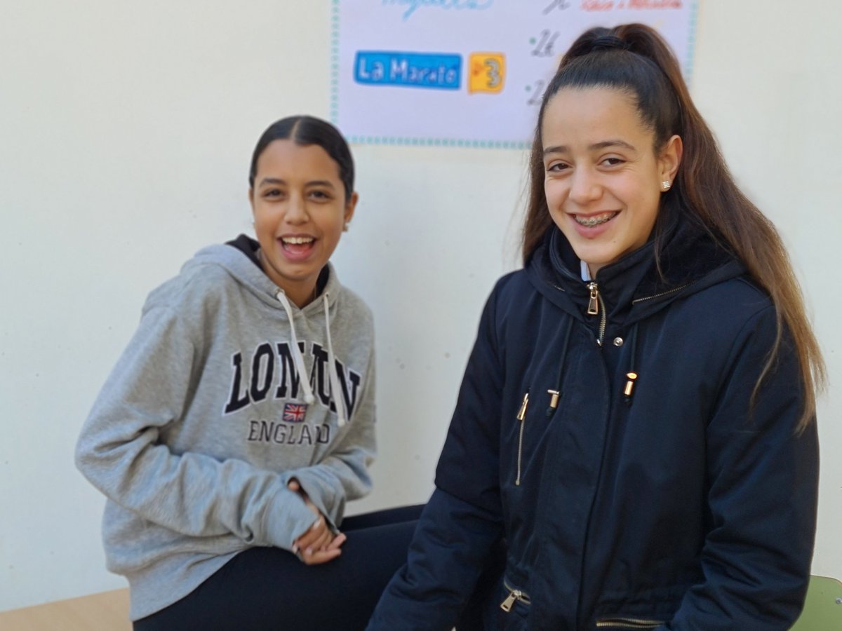 unatalgemma's tweet photo. Un any més el "bumbum" de @la_marato ressona als cors de les nostres adolescents. Quin orgull veure-les col.laborar amb tanta autonomia, iniciativa i generositat. Felicitats equip #shoutit de @InsMatadepera per la brillant organització de la xocolatada solidària. https://t.co/BUvOw0TQV5