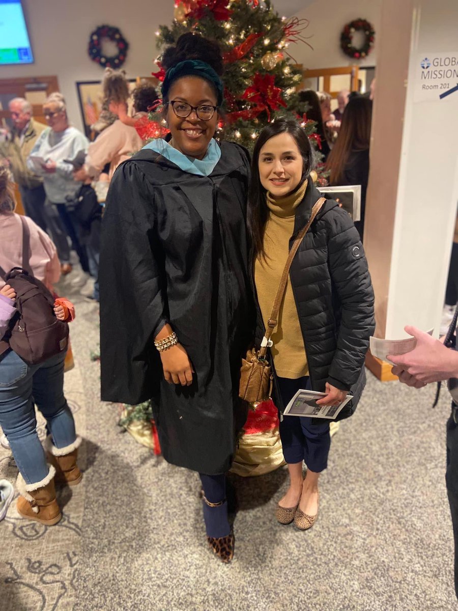 It is always a joy to celebrate with our graduates and their amazing staff🎓<a href="/TheExcelCenter/">The Excel Center</a> 

<a href="/btrzpchcIN/">Beatriz García (Pacheco)</a> <a href="/DanielleWhite34/">Danielle White</a> <a href="/GoodwillKAK/">Kent A. Kramer</a> 

#ExcelGrad2022