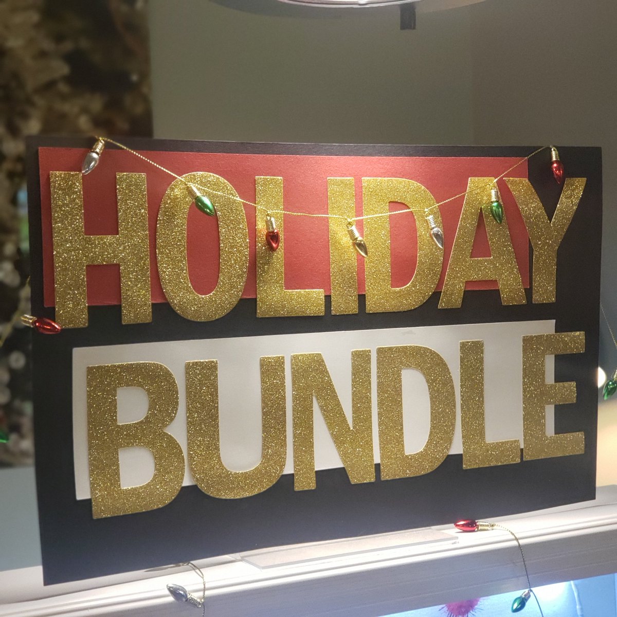 Happy Holidays!!! We've got a pretty sweet holiday stocking that you won't want to pass up! 🎁 

Available while supplies last!! <a href="/therealkindlove/">KindLove</a> <a href="/1906NewHighs/">1906</a> <a href="/Wyld_Canna/">Wyld Canna</a> <a href="/KeefColaLife/">Keef Cola</a>