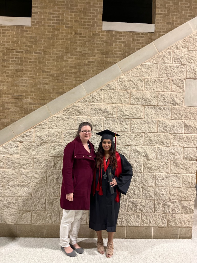 KristufekLab's tweet photo. Chandeni's graduation was today! We can't wait to see what you do next!!! https://t.co/qUDry3O29z
