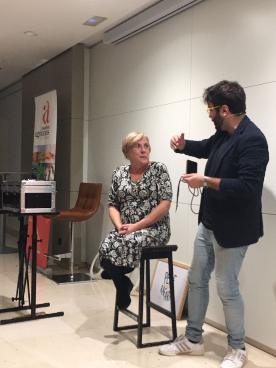 Enginyers Agrònoms de Catalunya (@eng_agronoms) on Twitter photo 🪄 L'il·lusionista <a href="/PereRafart/">Pere Rafart</a> deixa bocabadats els <a href="/Eng_Agronoms/">Enginyers Agrònoms de Catalunya</a> amb els seus trucs de #màgia
#JuntaGeneralCOEAC 🪄 L'il·lusionista <a href="/PereRafart/">Pere Rafart</a> deixa bocabadats els <a href="/Eng_Agronoms/">Enginyers Agrònoms de Catalunya</a> amb els seus trucs de #màgia
#JuntaGeneralCOEAC