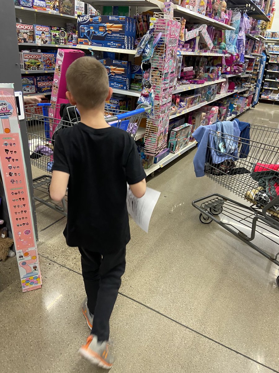 Snapped a picture while shopping for adopt-a-family tonight with two funny, and thoughtful student council members. 

I got out of my comfort zone (being with first graders 😂) and had so much fun. 

 My favorite quote “Mrs. Miller let me put you on to something”