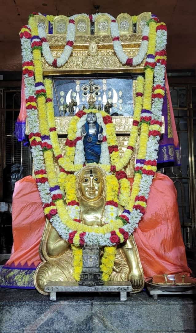 ಇಂದಿನ ರಾಯರ ಬೃಂದಾವನದ ಅಲಂಕಾರ ದರ್ಶನ 🙏
ಶುಭ ಶನಿವಾರ🙏