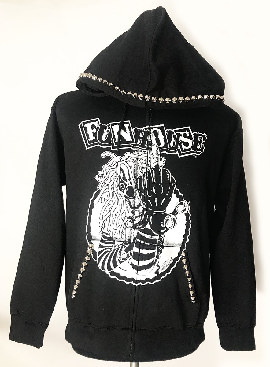 MarcVachonla's tweet photo. Happy Ho Ho
We have studded Funhouse hoodies for just $60.
while they last in All Sizes. #slash #marcvachon #gunsnroses #funhouseband #Hollywood
https://t.co/QxsKVjuGW1 https://t.co/cGJLeM5nAb