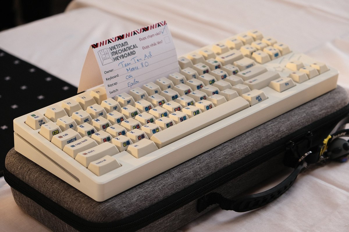 Freecssb1's tweet photo. @zachburnhamm @OptimumTechYT Right?
But apparently it only runs groupbuy in China &amp; SEA regions https://t.co/JzSGf80NUR