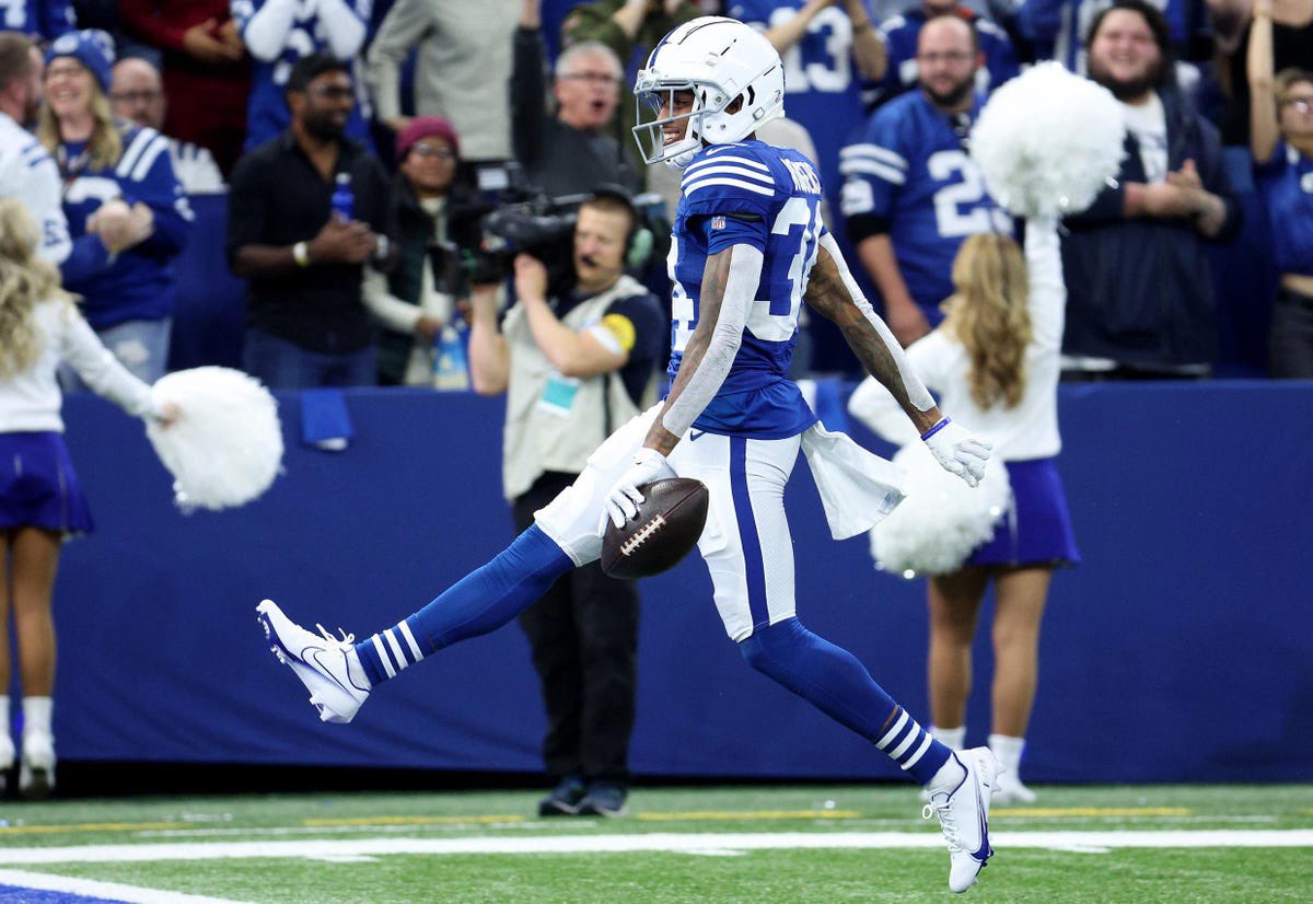 TheBlue_Stable's tweet photo. You know what to do! 
@rodgers_isaiah | #ProBowlVote #ForTheShoe https://t.co/kLvMv79q6Y