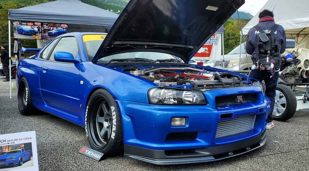 jdmglobalWH's tweet photo. Ever heard of an RB29?! With a pair of Tomei turbos it now makes over 650hp. Best presented engine bay was the silver R34 though, with a RB tuned by Screen, HKS V-cam, and nice carbon accents
#RsMeeting #rb26 #R34 #Nismo #Skyline #R34GTR #r34skyline #RB26dett #RB29 #jdmdaily https://t.co/6MTdh9BIzO