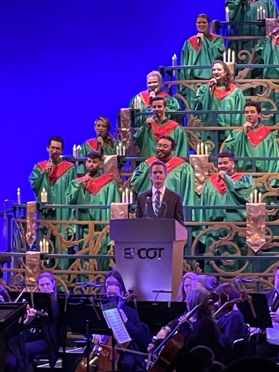 Disneyfan24's tweet photo. Fantastic job narrating the #EpcotCandlelightProcessional @ActuallyNPH! Thanks for the laughs and of course your way of narrating! Looking forward to next year! https://t.co/lGpkv6SuNE