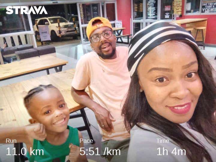 tello_rams's tweet image. Sat morning long run activity. 
13km to go to finish 2022 running season. 
1038km was the target, and we just an hour way to archive that.
#TSHABakoo 🏃🏃🏃
#RunningWithTumiSole 
#IChoose2BActive 
#double2021efforts 
#ipaintedmyrun 
#FetchYourBody2022 
#progressoveremotions