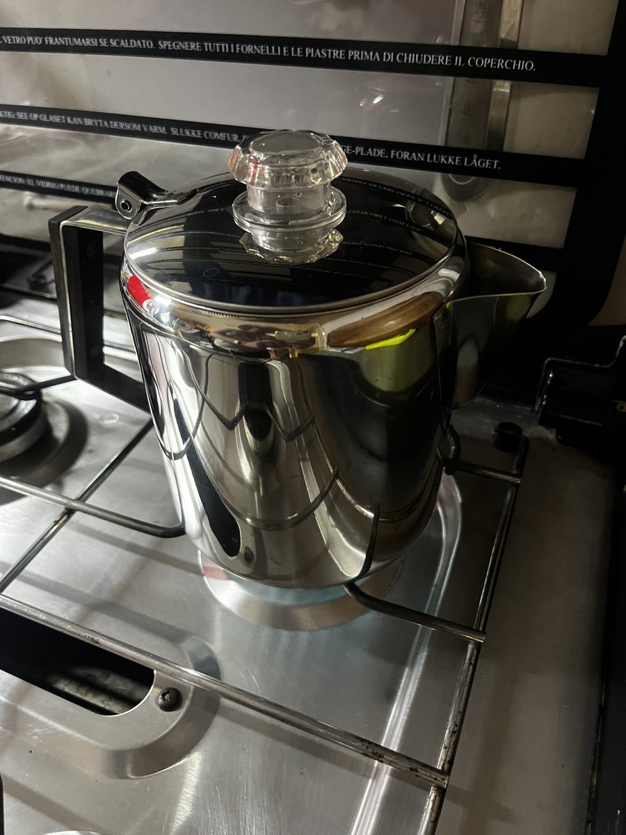 ariadne_quinn's tweet photo. #roadtrip2 percolating coffee for the first time. Wasn’t too bad. Better than instant, that’s for sure 👍👍 https://t.co/CxNYdmLdUa