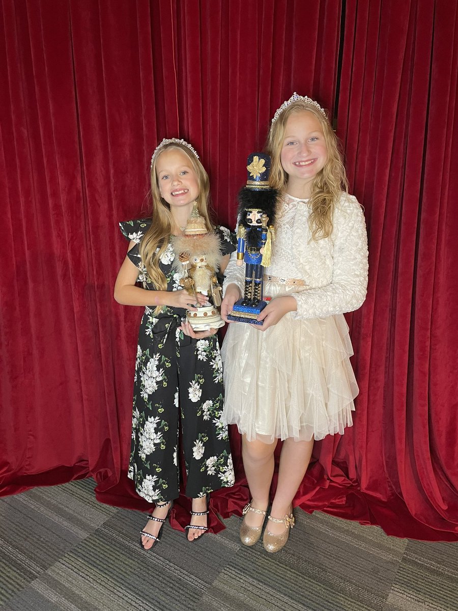 Molly Ebeier tweet media