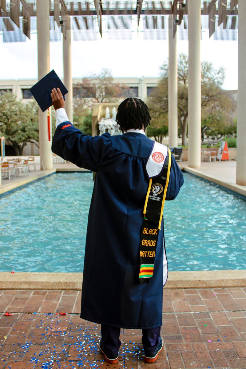 706Heem's tweet image. Im just getting started. 

🎓B.A History 

✅U.S State Department Internship 
✅4x Honor Roll
✅UJIMA Leadership Award
✅E-Board Position
✅History Club
✅Black Student Union
✅100% Debt Free
✅Full Ride at an HBCU Grad School

⏳M.A History 🔜

#UTSAGrad22 #UTSAAlumni