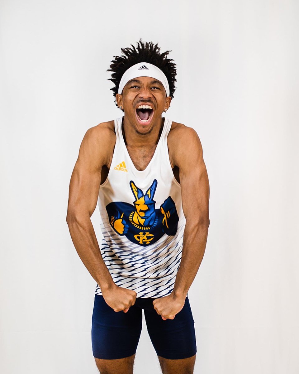 AlexWhitetrack's tweet photo. GODS PLAN 💛💙🙏🏾 #agtg #year1 https://t.co/q0QJLRg8AJ