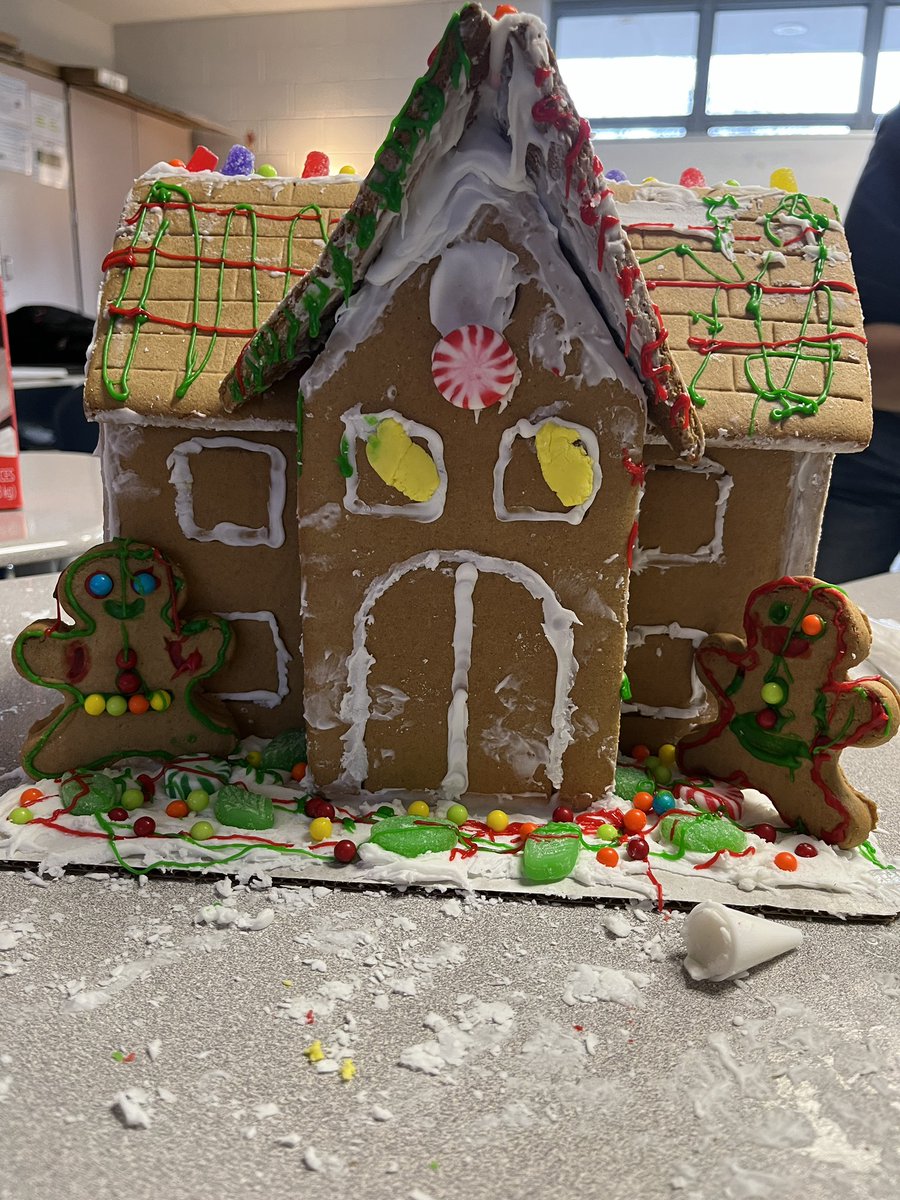 MrsPerez1224's tweet photo. I’m very fortunate to work at this school filled with amazing students, co-workers, and bosses! Here’s our gingerbread house, courtesy of Mr. Carrasco! @CoachCarrasco3 @RTMVHS  @ClintISD #lobos #MVHS https://t.co/yZ0tYABZAF