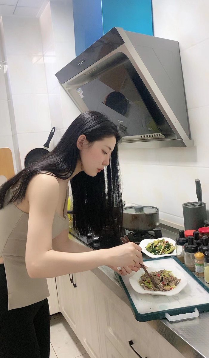 ning_ethnf's tweet photo. 今日份贤惠
快爱上我自己 https://t.co/dkQICBE3kU