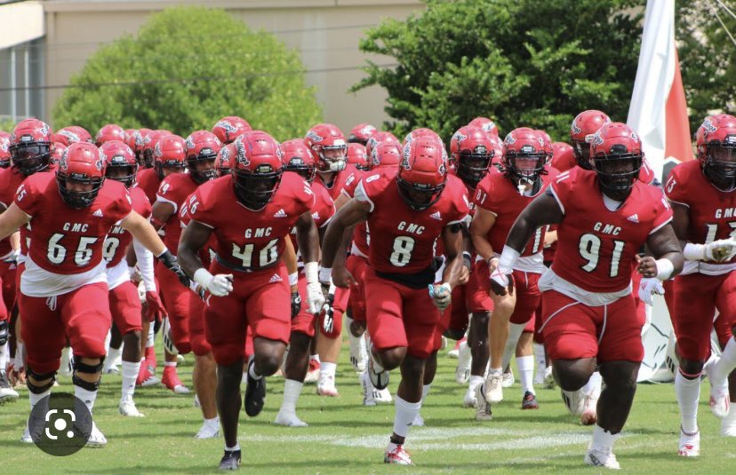 Beyond blessed and humbled to say i’ve received my first Offer from GMC🖤♥️!  <a href="/Coach_Dungee8/">CoachDungee_JHS</a> <a href="/GaMilCollege/">Georgia Military College</a>