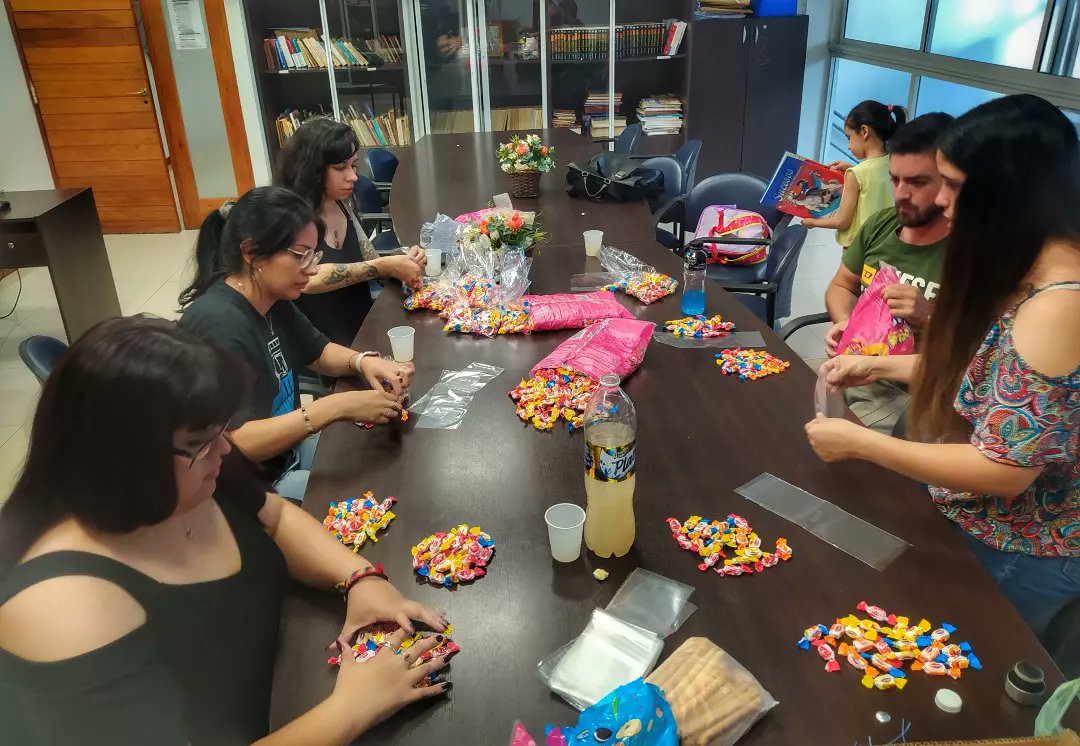 Reunión en nuestra Casa del Peronismo, ultimando detalles. ¡Se vienen cosas lindas! 🤩

#JPCatamarca ✌🏽