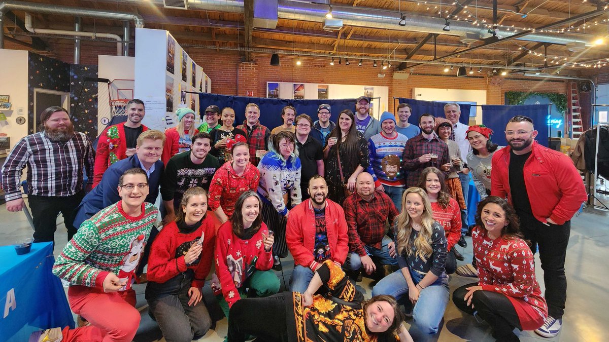 HomebaseAI's tweet photo. ❄️ There's no better place to be than Homebase for the holidays. 

Sending good wishes and holiday cheer from our team to yours! 🎁 https://t.co/hMqTHL53bq