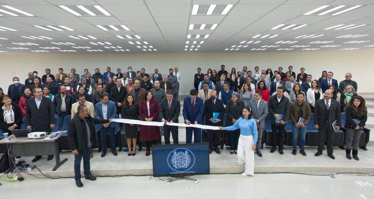 ComInstUMSNH's tweet photo. ESTABILIDAD FINANCIERA Y ORDEN ADMINISTRATIVO, SELLO DE LA ADMINISTRACIÓN DE RAÚL CÁRDENAS
Durante la presentación ante el H. Consejo Universitario del 4to Informe de Actividades 2022, el Rector anunció que este año se pagarán a tiempo los salarios y prestaciones de fin de año. https://t.co/zYrSIYVkOG