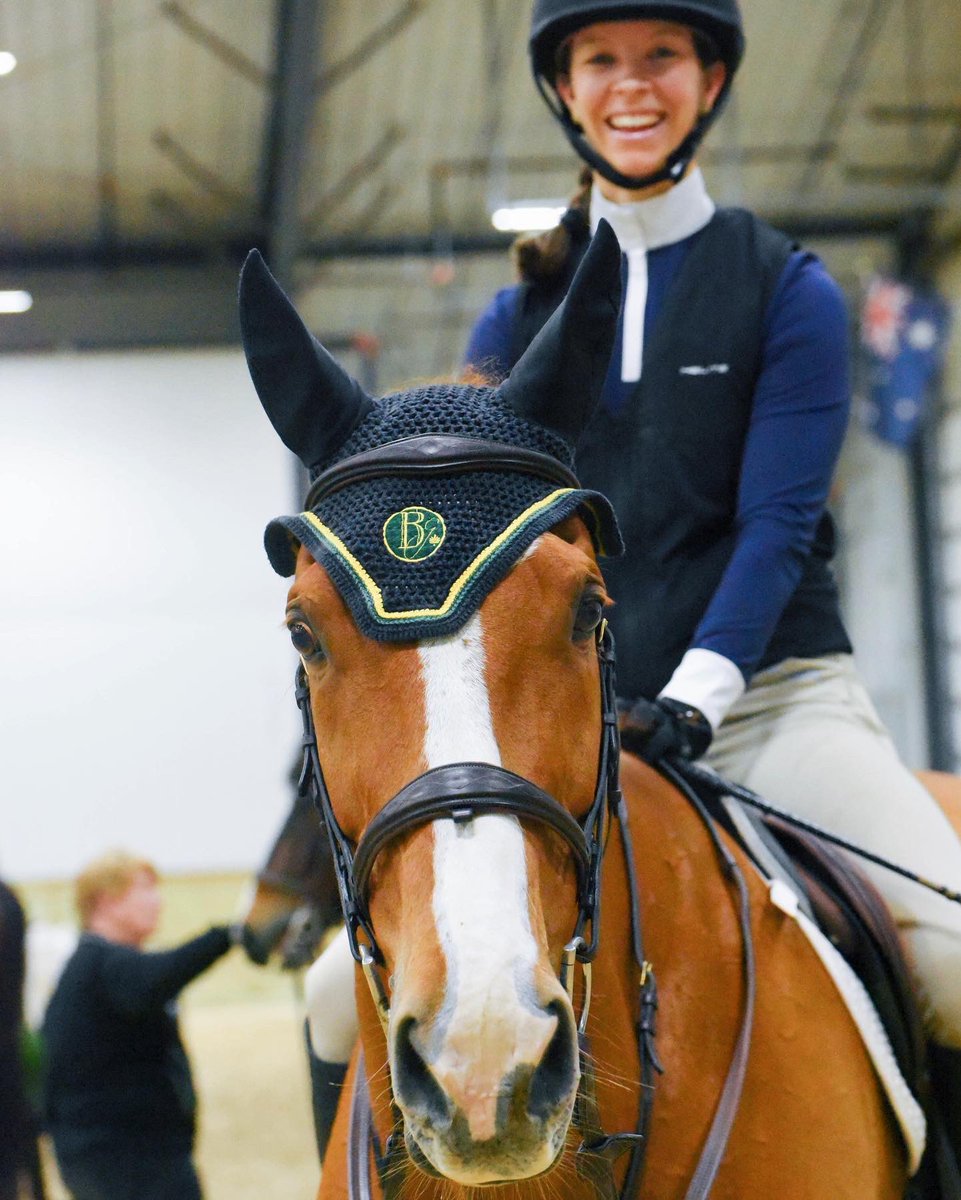 Making spirits bright. ✨ Take 20% off our Hunt Club favorites like the Navy Sterling Show Shirt with code: JOLLY!

shophuntclub.com