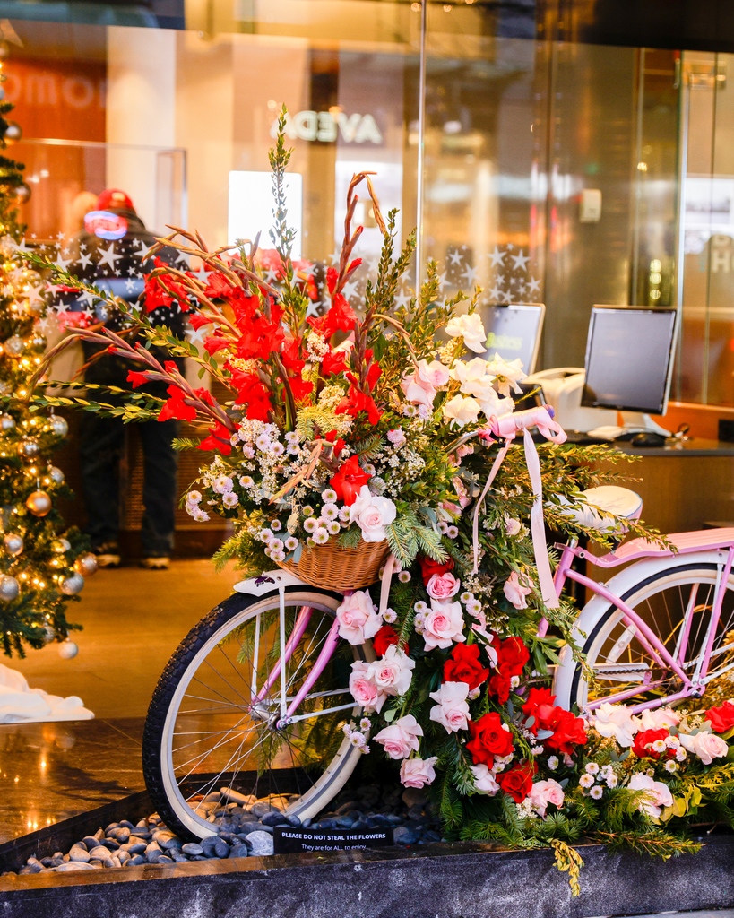 Robson Street tweet media