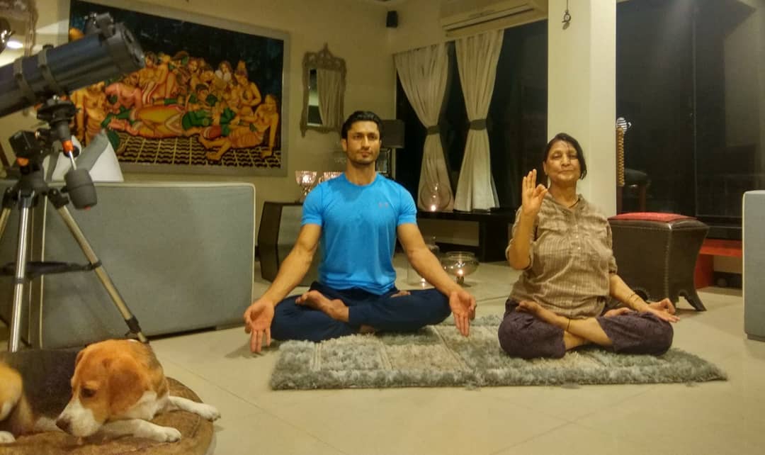 tarkedhananjay's tweet photo. Mums are always Great ❤️❤️❤️ Happiest Birthday Dear #Vimla Ma'am... Live Long Healthy and Happy Forever 🥳🥳🥳 
 @VidyutJammwal Sir.. it's time to Celebrate 🤗🤗🤗 Love ❤️❤️❤️ #Jammwalions... https://t.co/VsJZnsVyP5