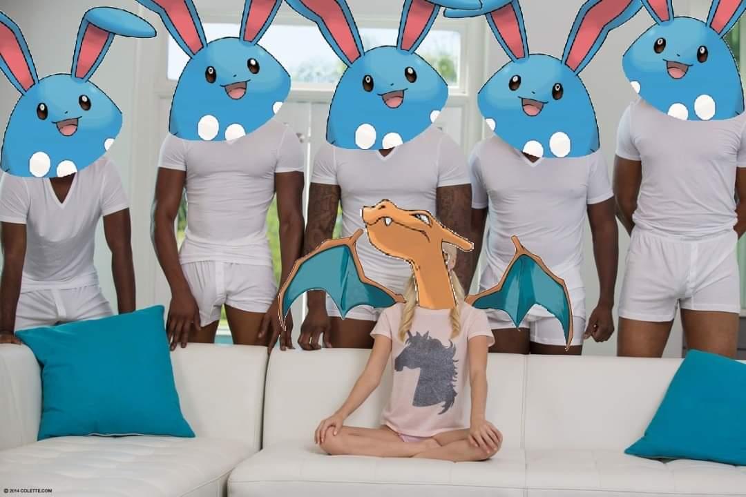 Snocone42's tweet photo. Basically a summarization of the Charizard raid in #Pokemon #scarlet and #violet #PokemonScarlet #PokemonViolet https://t.co/bOXlPIFvKG