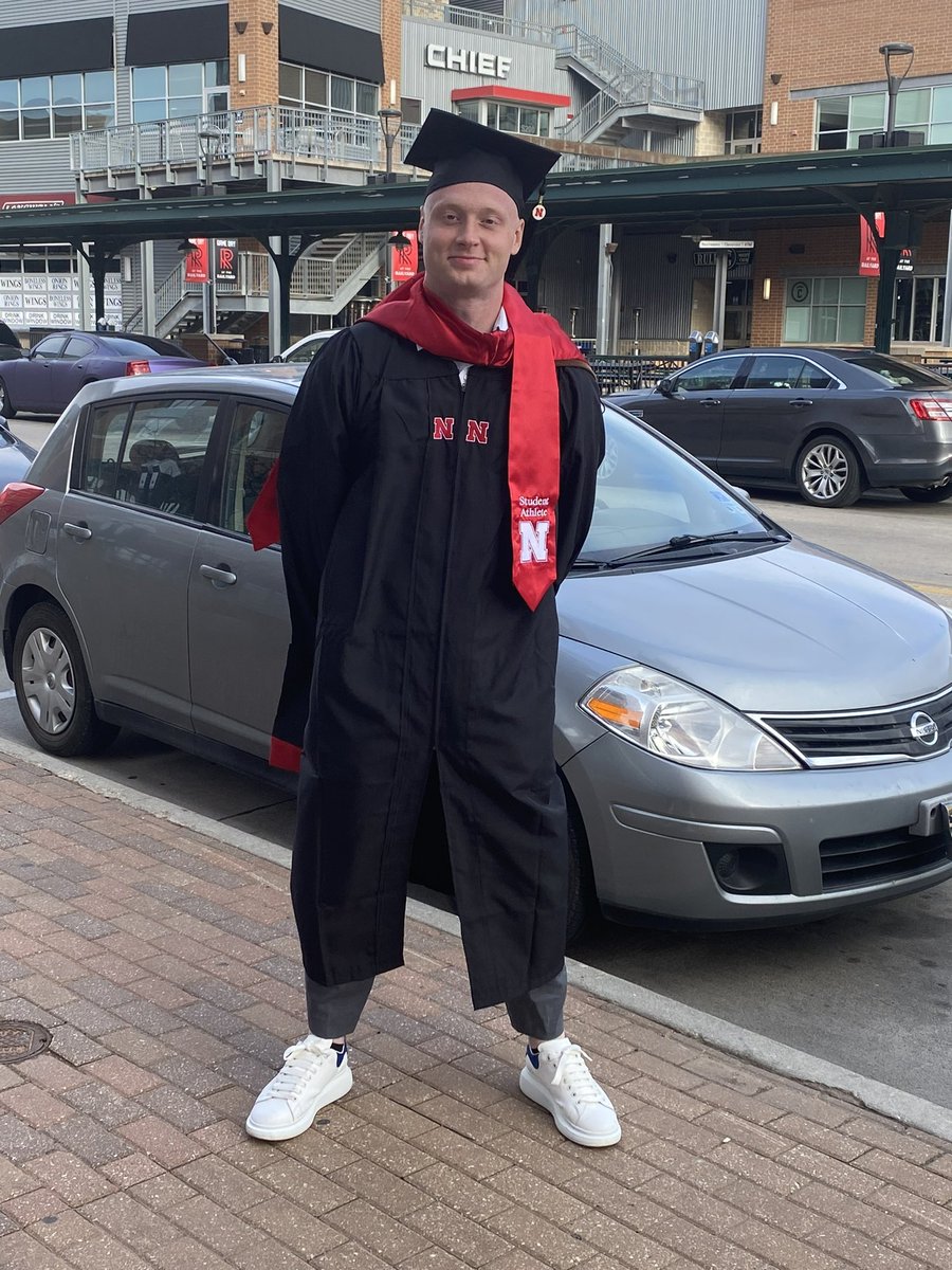 chriskolarevic's tweet image. Graduated with a master’s degree from the University of Nebraska-Lincoln today 🙏