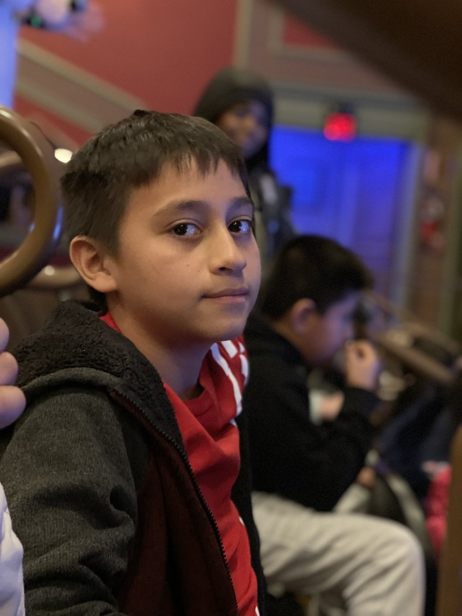 dcole7613's tweet photo. The 5th grade Royals @Hamilton_RV had a great day in Cincinnati! We went to the @TaftTheatre! #ThanksfortheFun #RoyalByChoice https://t.co/RbI4YsMvA6