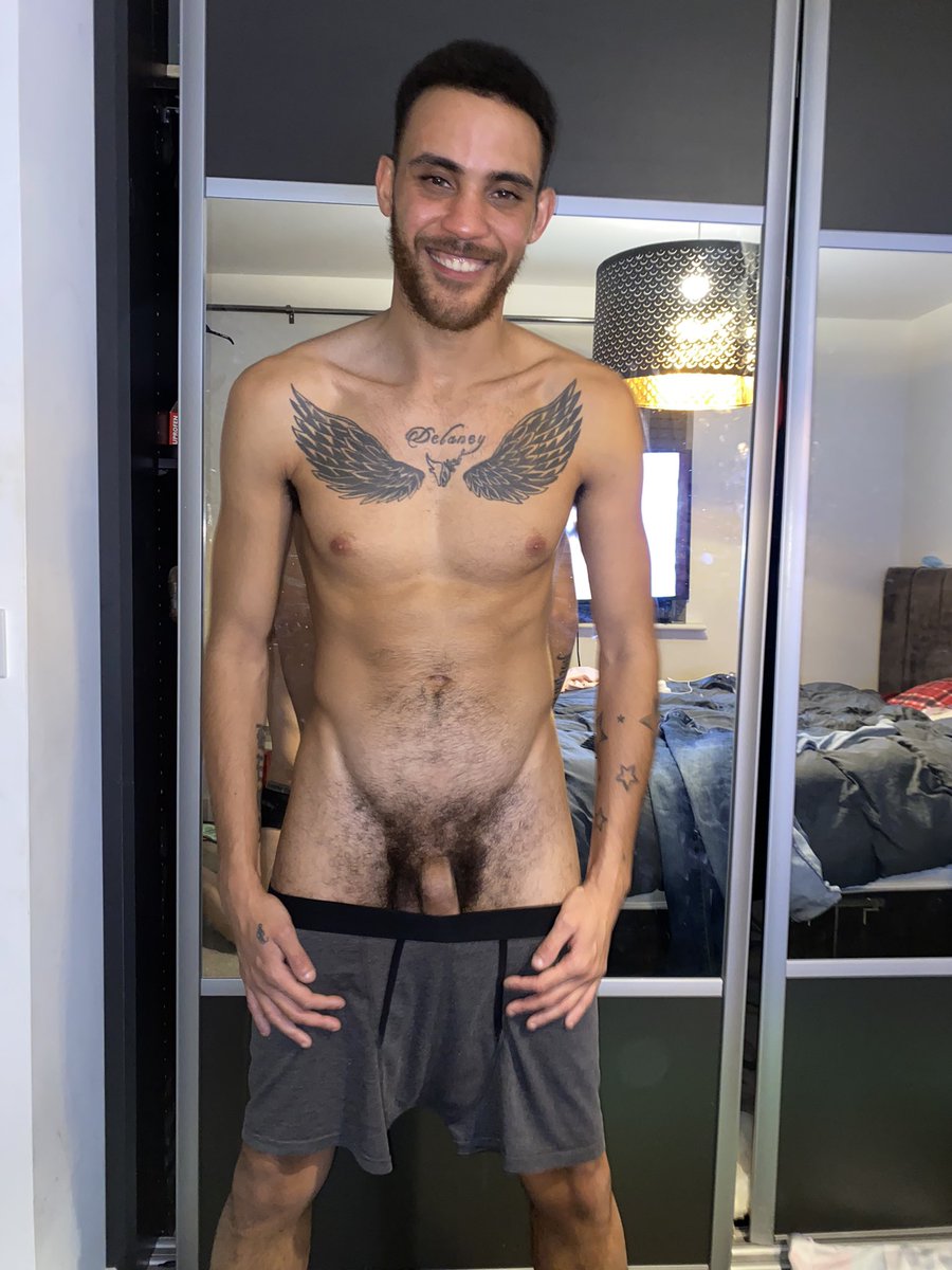 Reecedee1's tweet photo. https://t.co/ApRJOy4Qtk to see what else went down in this room 👿 https://t.co/UqGHcuhGXw