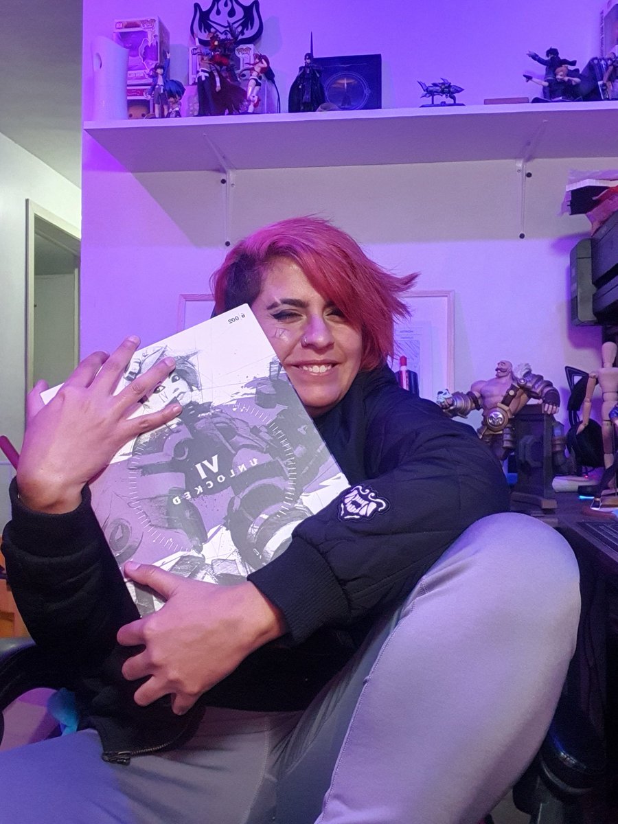 MAkaly_K's tweet photo. Soy muy feliz. Después de 2 años tengo a mi bebé
#vi #figure #unlocked #riotgames #leagueoflegends #riotmerch #arcane https://t.co/odVi0zgOOh