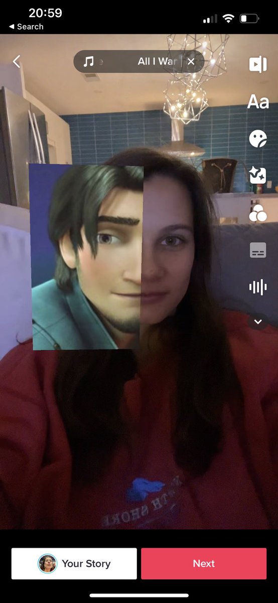GraceBailey110's tweet photo. Brandon just said I actually do look like Flynn Rider 

(Second pic is my reaction to him saying that) https://t.co/mwsAovMXmE
