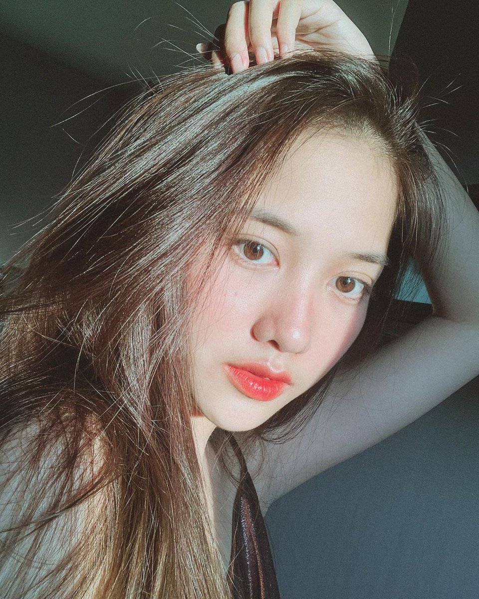 mojacap_'s tweet image. 네 그렇습니다
저는 자연광 김프린 모먼트를 사랑합니다..
#srchafreen