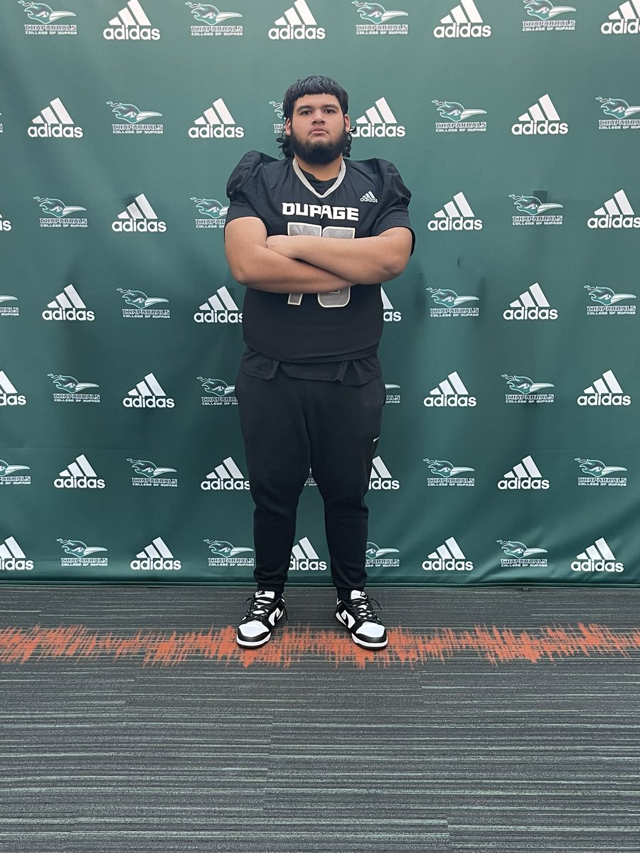 Had a great time today at <a href="/Dupage_Football/">College of DuPage Football</a> thank you to <a href="/CoachTCip/">Coach Cipriano</a> for the invite to see the campus and learn more about their program! <a href="/coacheimer/">Coach Eimer</a> <a href="/WABlackhawkFB/">West Aurora Football</a>
