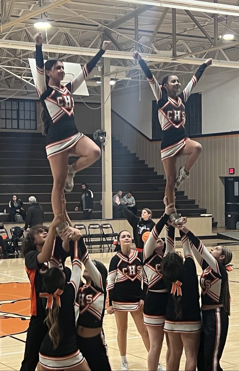 The Tigers lead 35–24!👏🏽🏀🐅