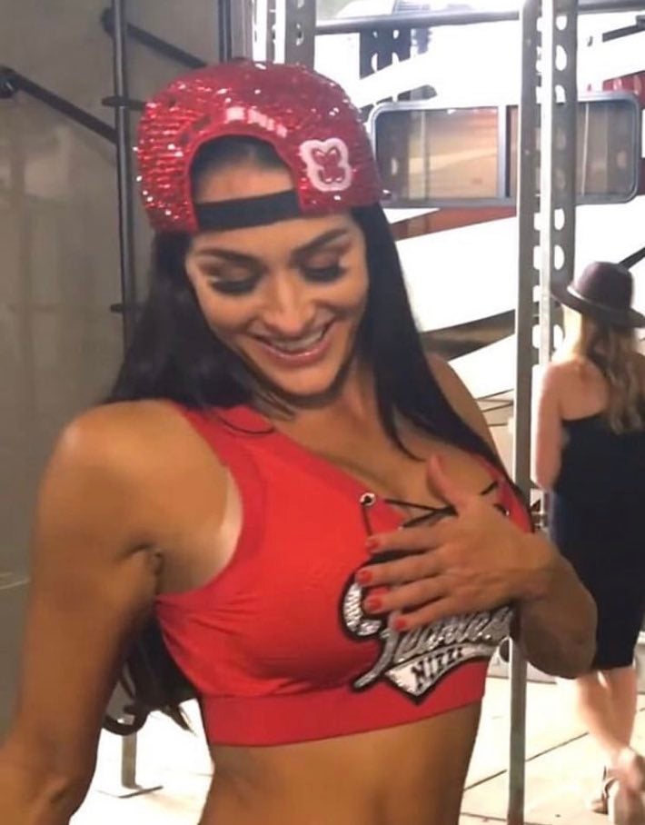 Nikki Bella throwback 
#SmackDown https://t.co/Owiizv1lny